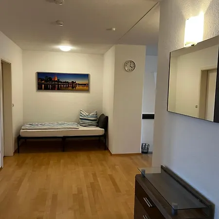 Charmante, Offene In Zentraler Lage דירה *